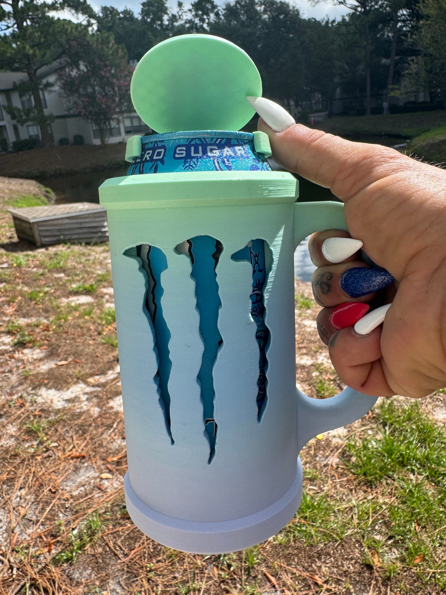 The Claw Can Holder/Accessories