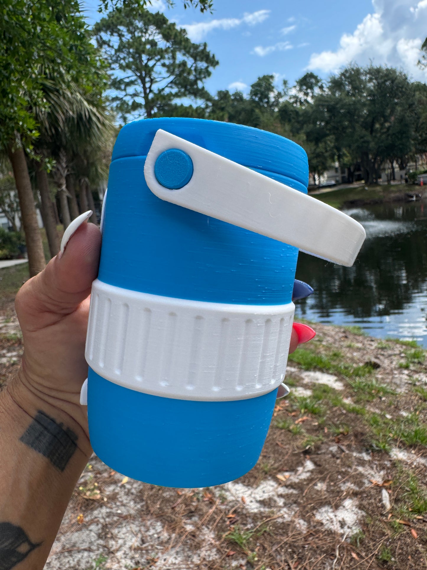 Michael Can Holder And Accessories